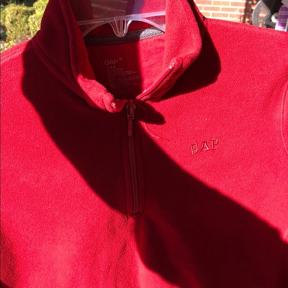 Gap women Red 1/4 zip fleece Sweater- Sz M - Picture 12 of 16